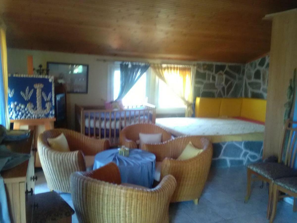 Villa Julia Nea Plagia Dış mekan fotoğraf